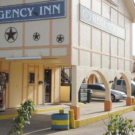 Regency InnTaylor エクステリア 写真