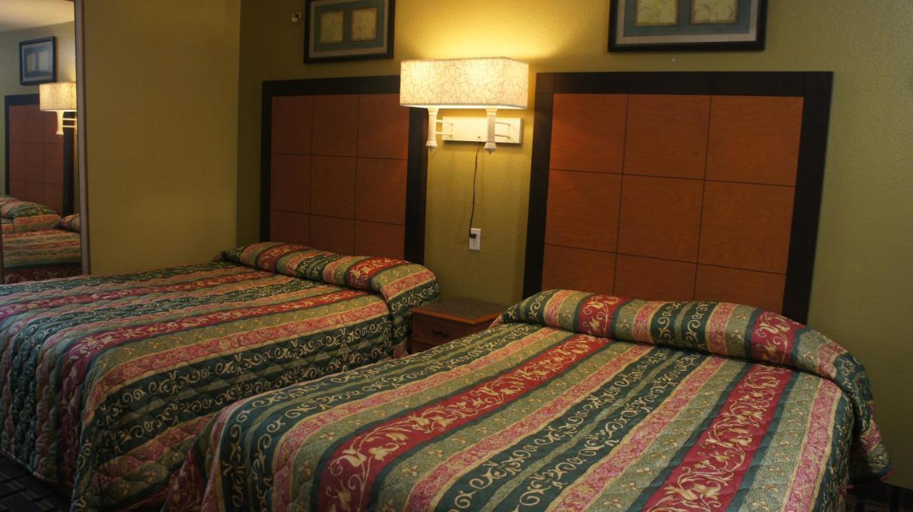 Regency InnTaylor エクステリア 写真